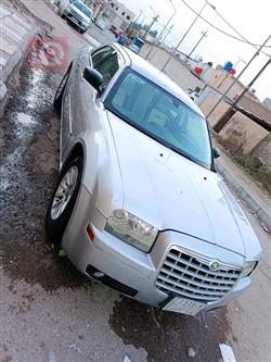 کرایسلەر 300